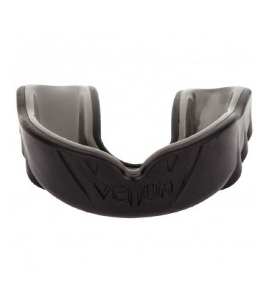 Капа VENUM CHALLENGER MOUTHGUARD-BLACK/BLACK (114) Капа VENUM CHALLENGER MOUTHGUARD-BLACK/BLACK (114)